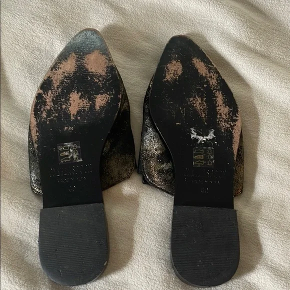 One Teaspoon Black Gold Crackled Metallic Nail Detailing Slip On Mules - Picture 9 of 15